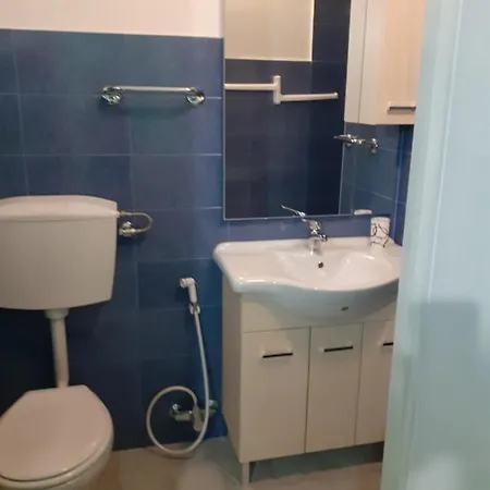 Hotel Dipendenza Del Grillo Bilocale Familiare Coreglia Antelminelli